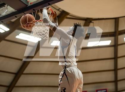 Thumbnail 3 in Roselle Catholic vs Ranney (Jersey Shore Challenge photogallery.