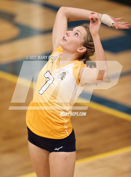 Thumbnail 3 in Lincoln @ Shenango photogallery.