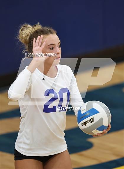 Thumbnail 2 in Lincoln @ Shenango photogallery.