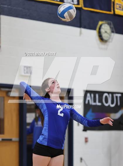 Thumbnail 3 in Lincoln @ Shenango photogallery.