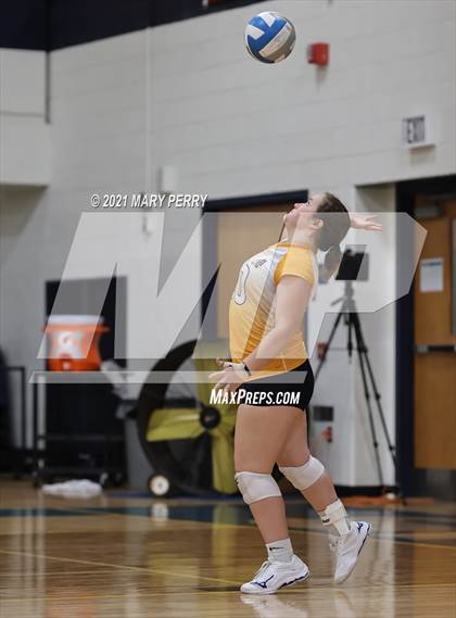 Thumbnail 2 in Lincoln @ Shenango photogallery.