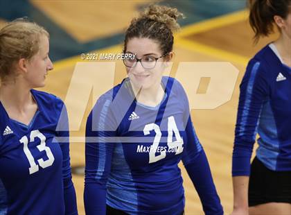 Thumbnail 1 in Lincoln @ Shenango photogallery.