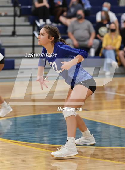 Thumbnail 1 in Lincoln @ Shenango photogallery.