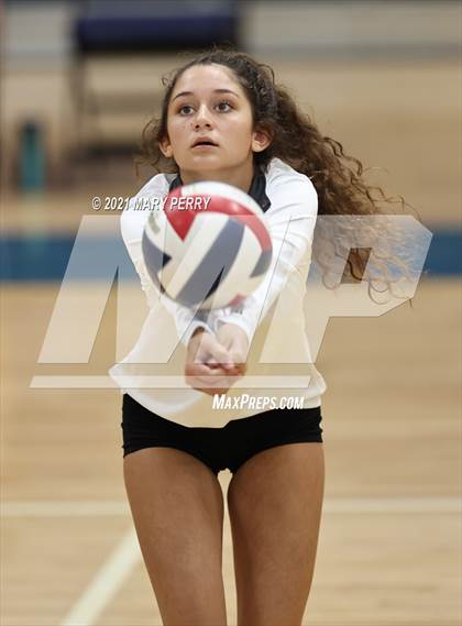 Thumbnail 1 in Lincoln @ Shenango photogallery.