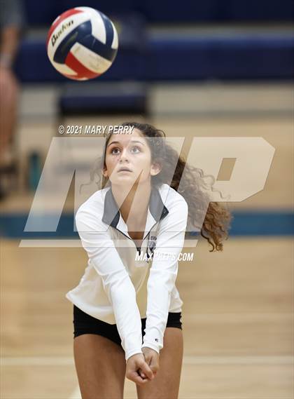 Thumbnail 3 in Lincoln @ Shenango photogallery.