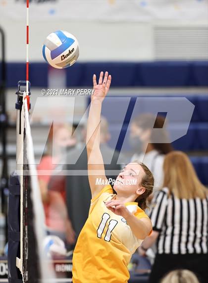 Thumbnail 1 in Lincoln @ Shenango photogallery.