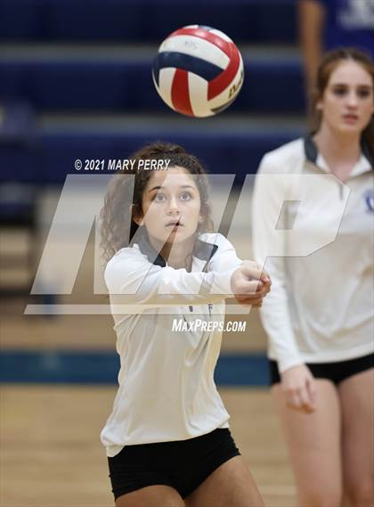 Thumbnail 2 in Lincoln @ Shenango photogallery.