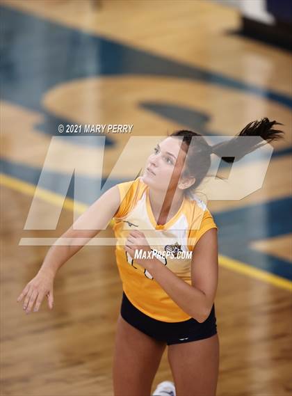 Thumbnail 2 in Lincoln @ Shenango photogallery.