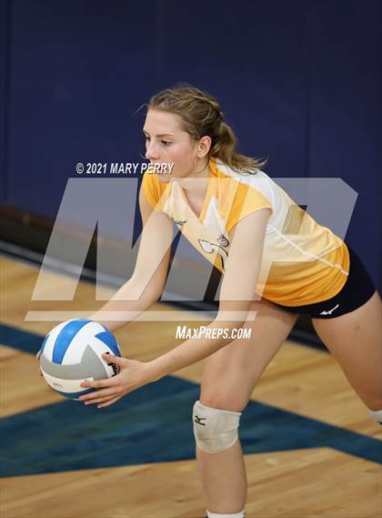 Thumbnail 3 in Lincoln @ Shenango photogallery.