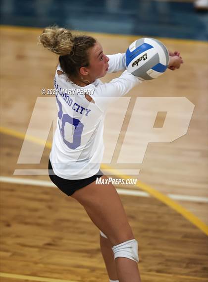 Thumbnail 3 in Lincoln @ Shenango photogallery.