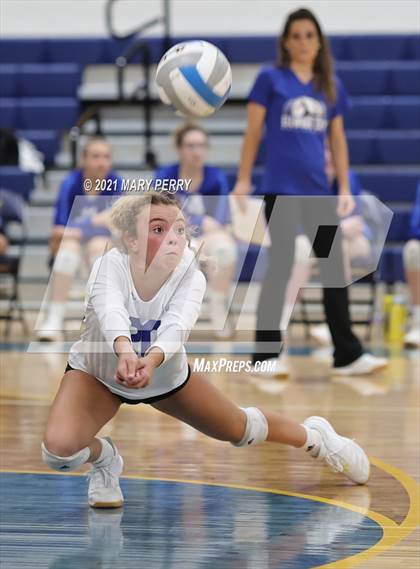 Thumbnail 2 in Lincoln @ Shenango photogallery.