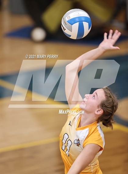 Thumbnail 1 in Lincoln @ Shenango photogallery.