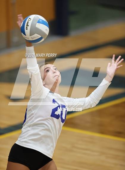 Thumbnail 3 in Lincoln @ Shenango photogallery.