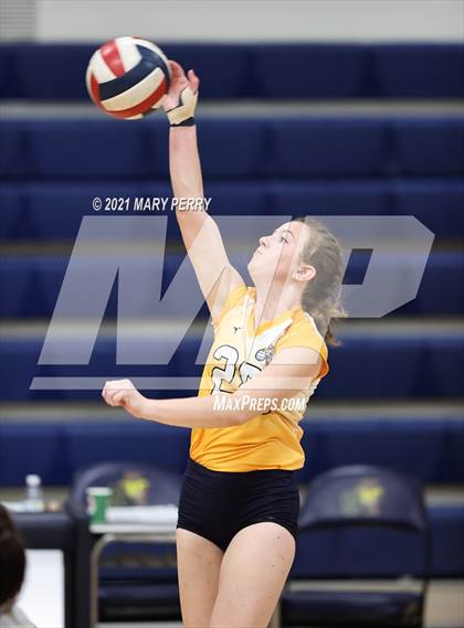 Thumbnail 2 in Lincoln @ Shenango photogallery.