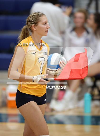 Thumbnail 1 in Lincoln @ Shenango photogallery.