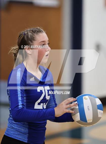 Thumbnail 3 in Lincoln @ Shenango photogallery.