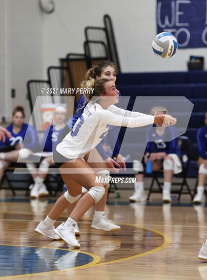 Thumbnail 1 in Lincoln @ Shenango photogallery.