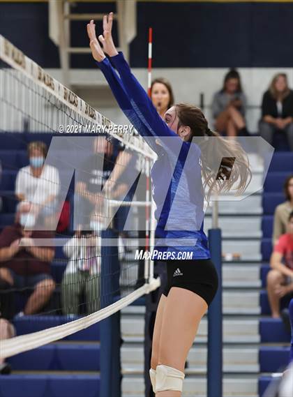 Thumbnail 3 in Lincoln @ Shenango photogallery.
