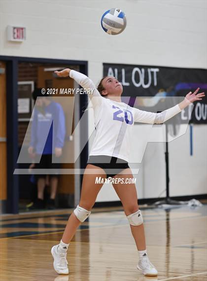 Thumbnail 2 in Lincoln @ Shenango photogallery.