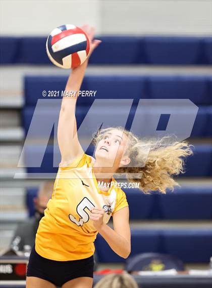 Thumbnail 1 in Lincoln @ Shenango photogallery.