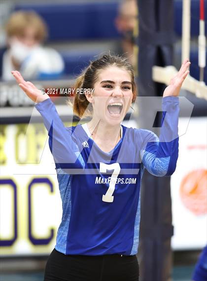 Thumbnail 1 in Lincoln @ Shenango photogallery.