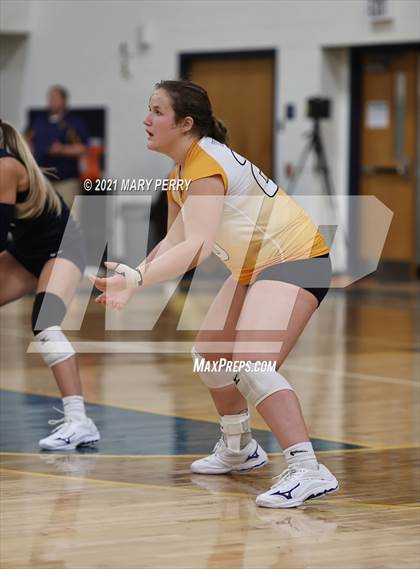 Thumbnail 2 in Lincoln @ Shenango photogallery.