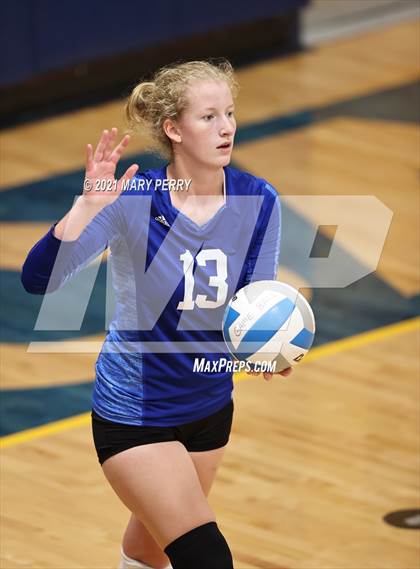 Thumbnail 2 in Lincoln @ Shenango photogallery.