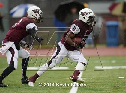 Thumbnail 3 in North Haven @ Windsor (CIAC Class L-Small Semifinal) photogallery.