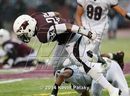 Thumbnail 3 in North Haven @ Windsor (CIAC Class L-Small Semifinal) photogallery.