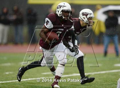 Thumbnail 3 in North Haven @ Windsor (CIAC Class L-Small Semifinal) photogallery.