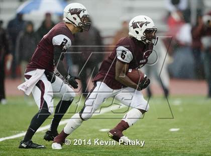 Thumbnail 2 in North Haven @ Windsor (CIAC Class L-Small Semifinal) photogallery.