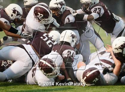 Thumbnail 2 in North Haven @ Windsor (CIAC Class L-Small Semifinal) photogallery.
