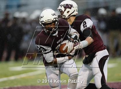 Thumbnail 2 in North Haven @ Windsor (CIAC Class L-Small Semifinal) photogallery.
