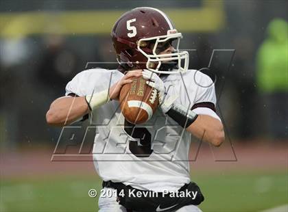 Thumbnail 3 in North Haven @ Windsor (CIAC Class L-Small Semifinal) photogallery.