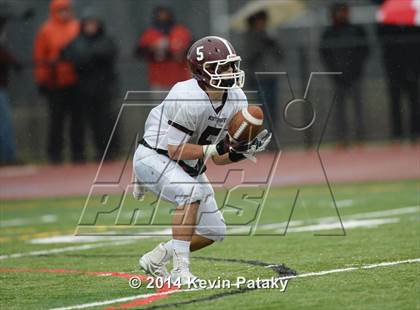 Thumbnail 2 in North Haven @ Windsor (CIAC Class L-Small Semifinal) photogallery.