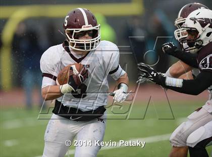 Thumbnail 3 in North Haven @ Windsor (CIAC Class L-Small Semifinal) photogallery.