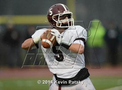 Thumbnail 2 in North Haven @ Windsor (CIAC Class L-Small Semifinal) photogallery.
