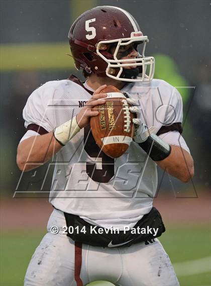 Thumbnail 3 in North Haven @ Windsor (CIAC Class L-Small Semifinal) photogallery.
