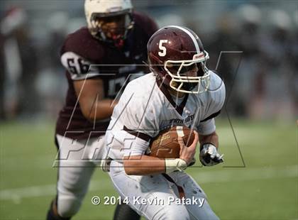 Thumbnail 1 in North Haven @ Windsor (CIAC Class L-Small Semifinal) photogallery.
