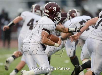 Thumbnail 2 in North Haven @ Windsor (CIAC Class L-Small Semifinal) photogallery.