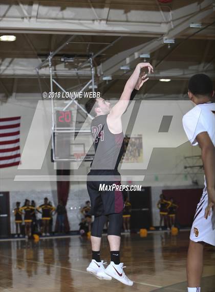 Thumbnail 3 in Scarsdale vs Mt. Vernon (Section 1 Class AA Quarter Final) photogallery.