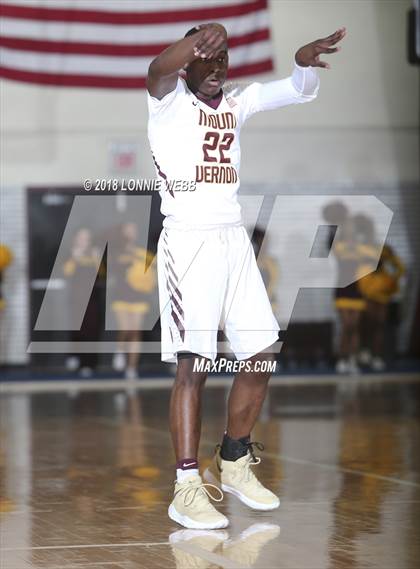 Thumbnail 2 in Scarsdale vs Mt. Vernon (Section 1 Class AA Quarter Final) photogallery.