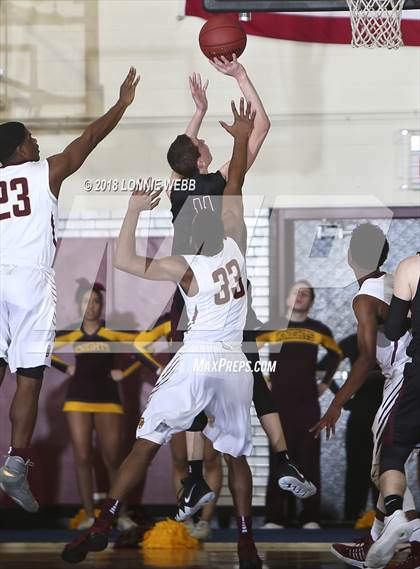 Thumbnail 3 in Scarsdale vs Mt. Vernon (Section 1 Class AA Quarter Final) photogallery.