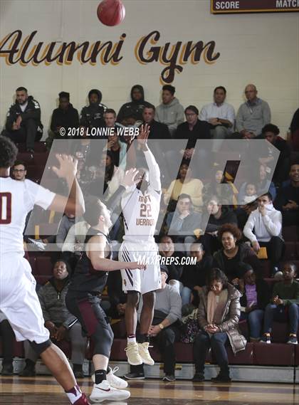 Thumbnail 2 in Scarsdale vs Mt. Vernon (Section 1 Class AA Quarter Final) photogallery.