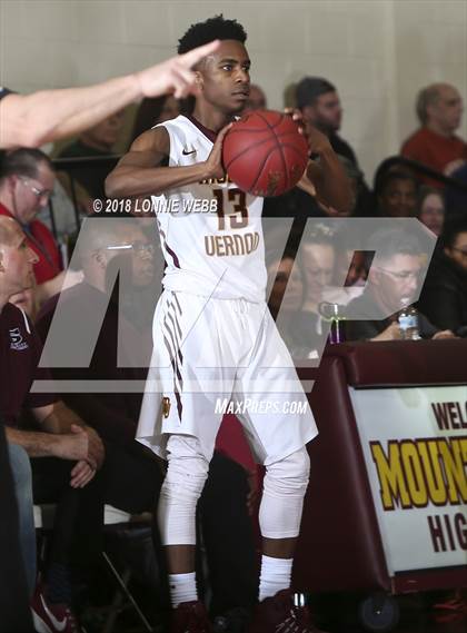 Thumbnail 2 in Scarsdale vs Mt. Vernon (Section 1 Class AA Quarter Final) photogallery.