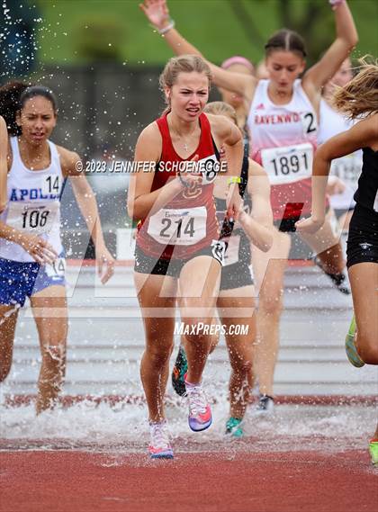 Thumbnail 2 in Eastern Relays Meet (Steeplechase) photogallery.
