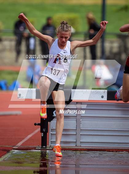 Thumbnail 3 in Eastern Relays Meet (Steeplechase) photogallery.