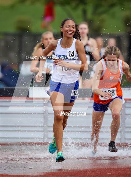Thumbnail 2 in Eastern Relays Meet (Steeplechase) photogallery.