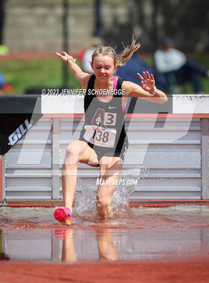 Thumbnail 3 in Eastern Relays Meet (Steeplechase) photogallery.
