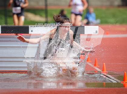 Thumbnail 1 in Eastern Relays Meet (Steeplechase) photogallery.